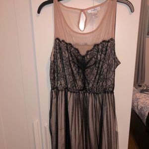 Pinky Black/Pink Lace Dress